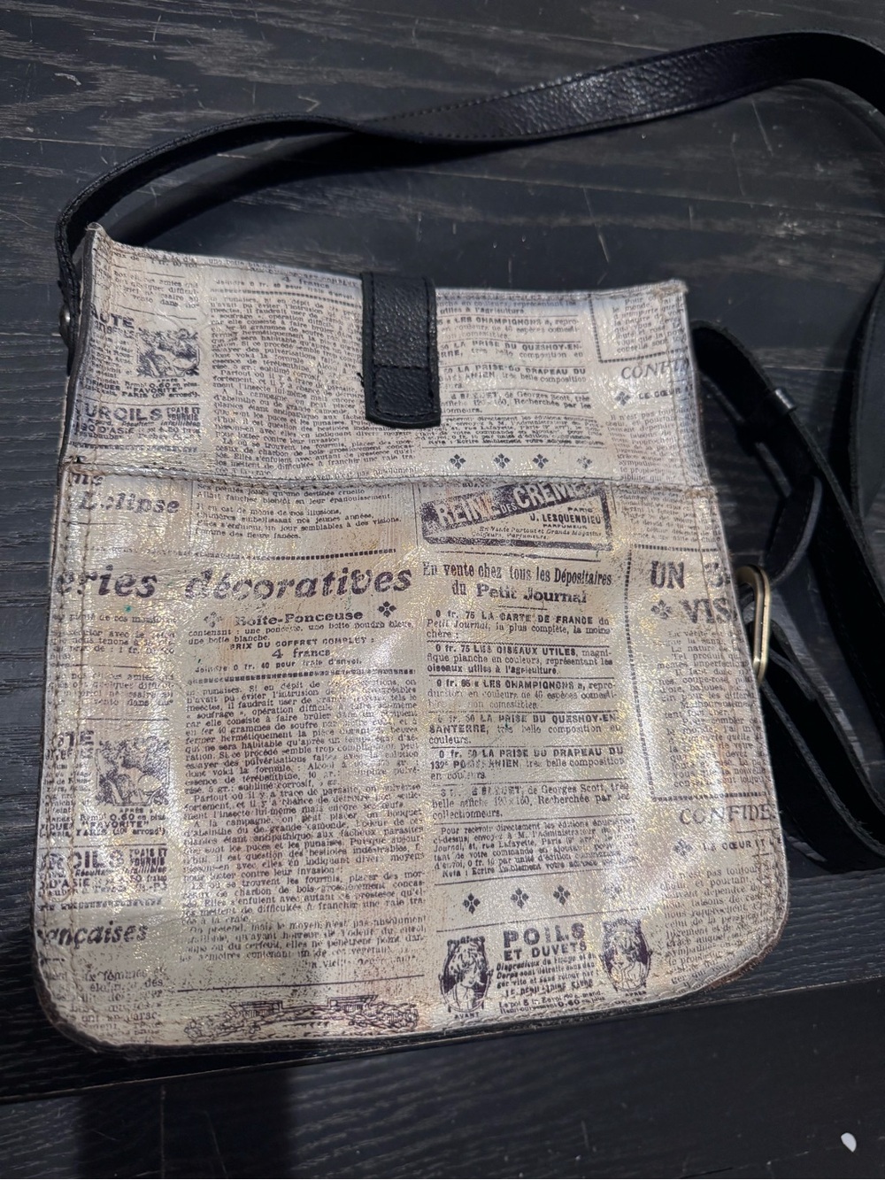 Patricia Nash Newspaper Print Crossbody - Picture 4 of 4